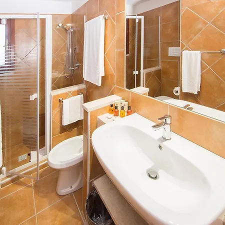Appartamento Colonna Beach Marinella